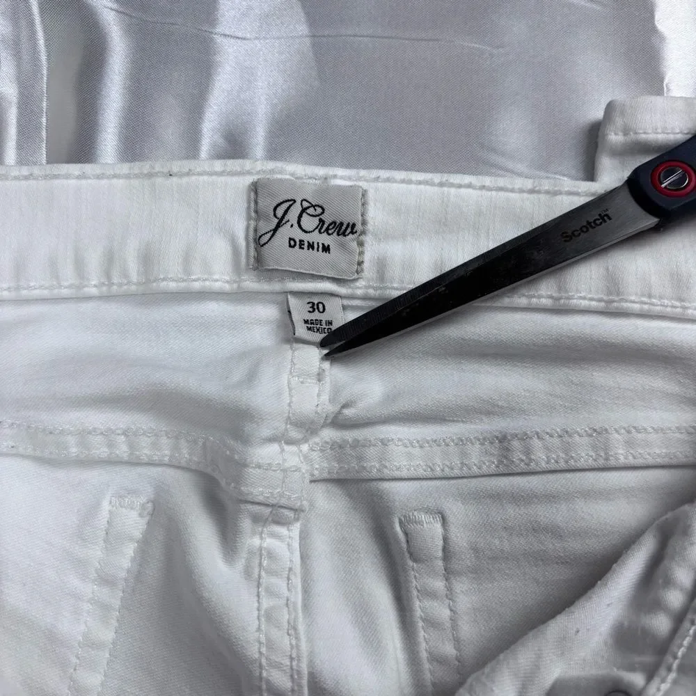 J. Crew Women’s Slim White Jeans. Size 30. Cool Look!  Nice Condition!